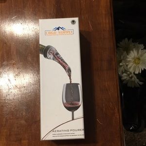 Brand New Luxury Wine Aerator  in box perfect gift